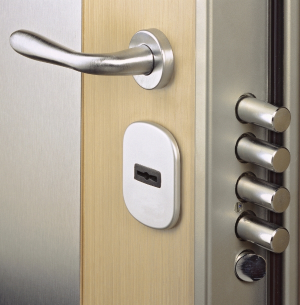 residential-locksmiths-2-2